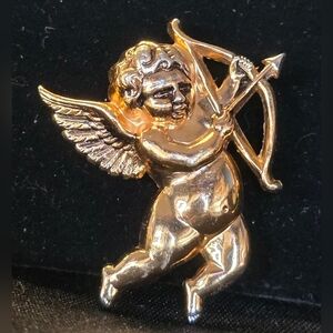 Vintage Coro Cherub Cupid Brooch Pin